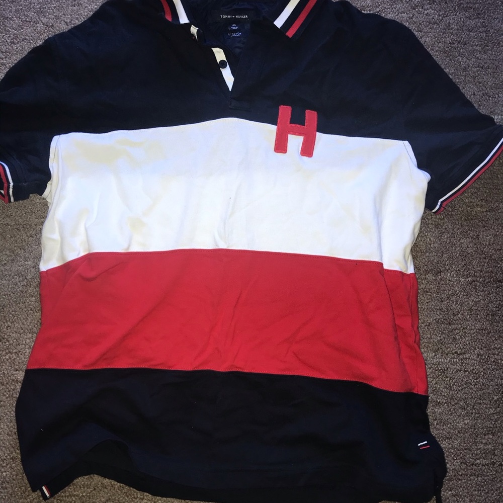 TOMMY HILFIGER COLLARD SHIRT WORN ONCE